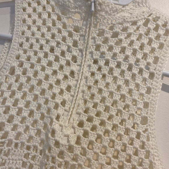 Honeypunch Crochet crop top - Picture 3 of 6